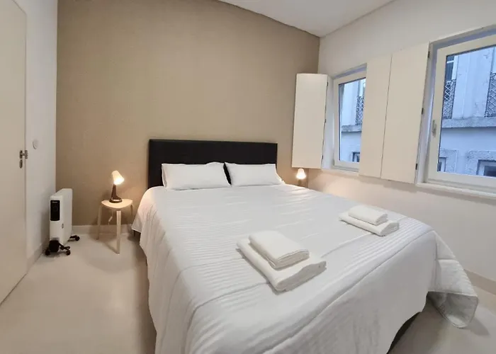 Neo Family & Friends Apartment Porto