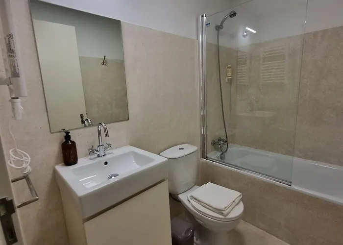 Neo Family & Friends Apartment Porto