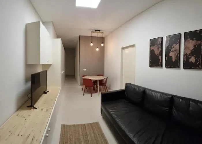 Neo Family & Friends